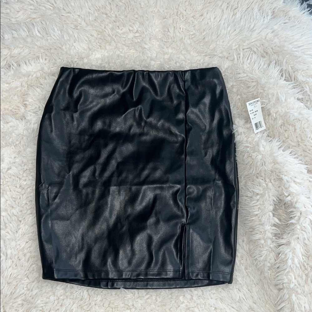 Black leather mini skirt